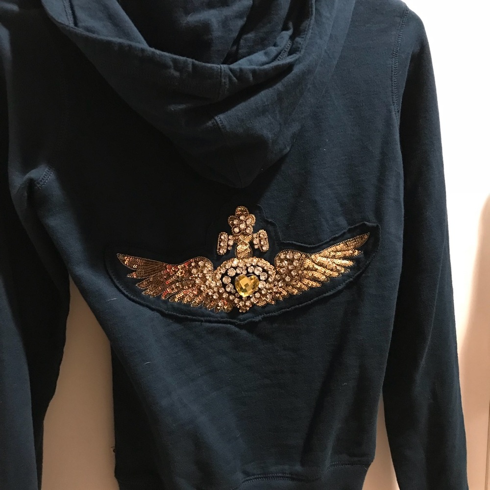 Twisted Heart Sweat outfit